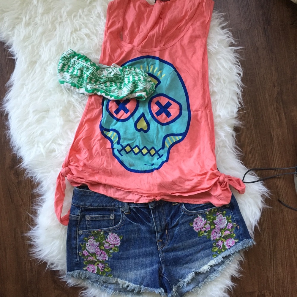 🌵UO Side-tie muscle tee